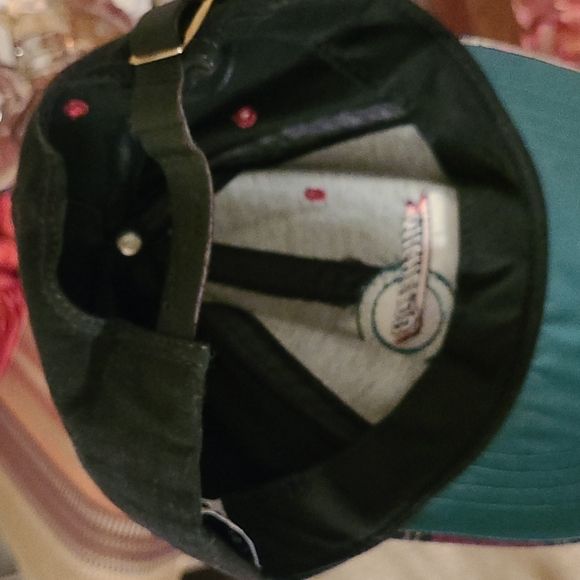 Accessories - Picture 3 of 3